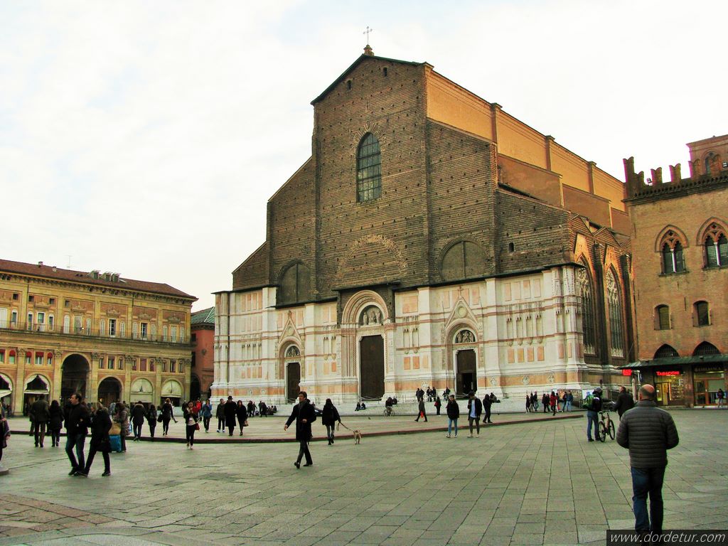 biserica-san-petronio-bologna