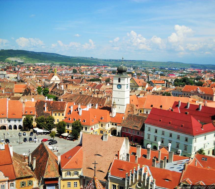 Sibiu-Council-Tower-and-Small-Square-View