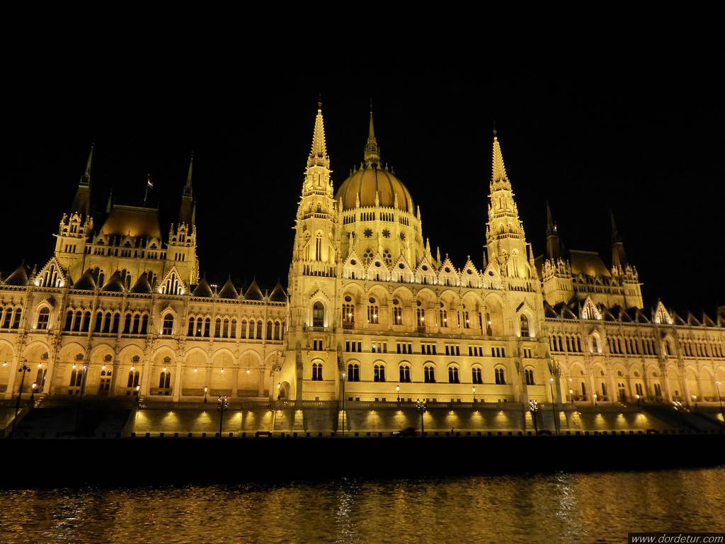 parlamentul-ungariei